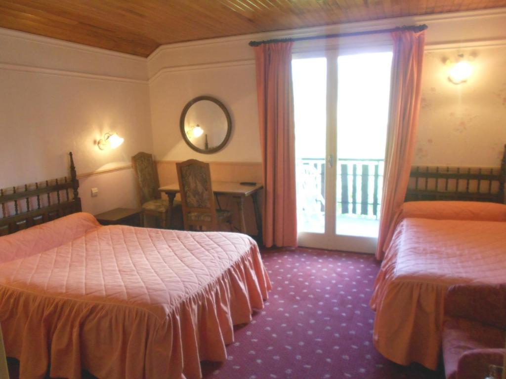 Hotel Les Barnieres Ґієстр Номер фото