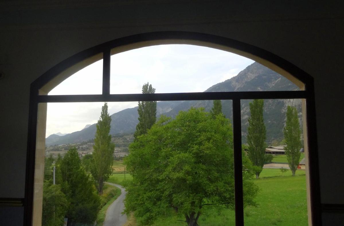 Hotel Les Barnieres Ґієстр Екстер'єр фото